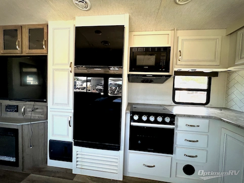 2024 Keystone Cougar Half-Ton 30RKD RV Photo 4