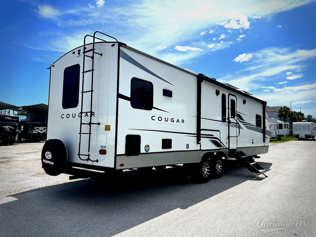 2024 Keystone Cougar Half-Ton 30RKD Photo 2