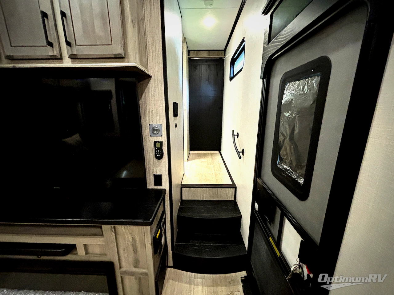 2023 KZ Durango Gold G391RKF Photo 7