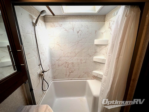 2021 Keystone Cougar Half-Ton 23MLS RV Photo 4