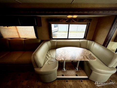 2014 Thor Hurricane 34F RV Photo 2