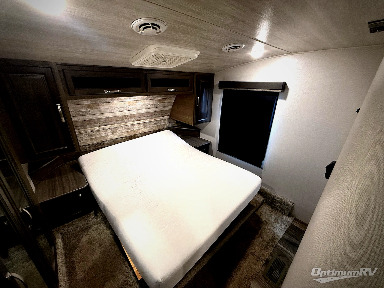 2023 Keystone Cougar Half-Ton 24RDS Photo 18