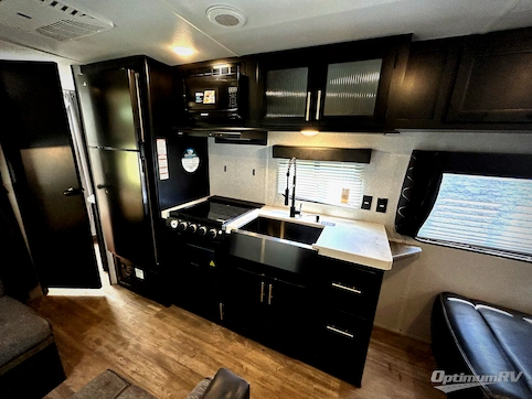 2021 Forest River Cherokee Grey Wolf 26DJSE RV Photo 3