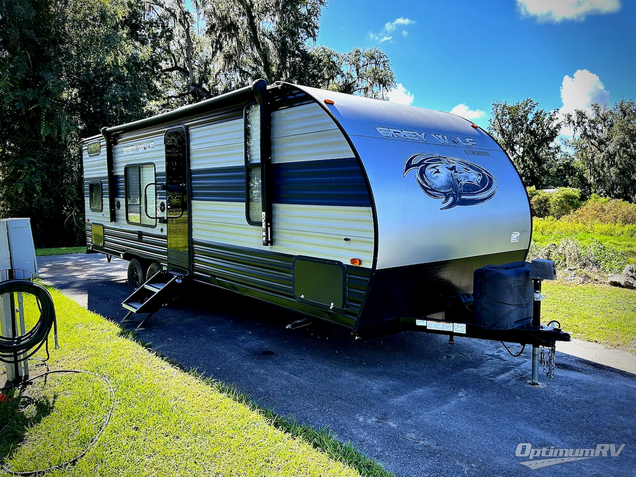 2021 Forest River Cherokee Grey Wolf 26DJSE Photo 1