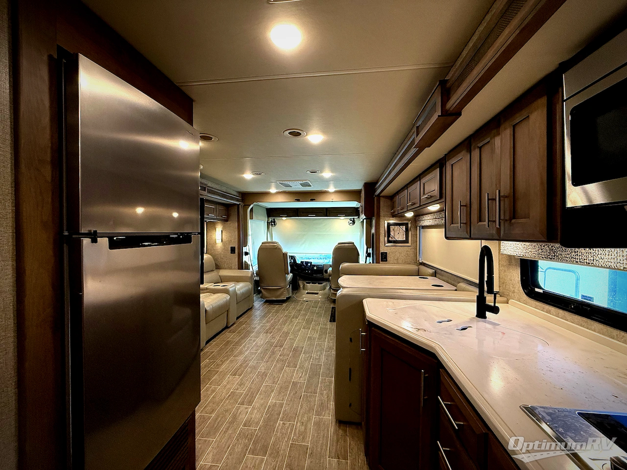 2021 Thor Miramar 35.4 Photo 3