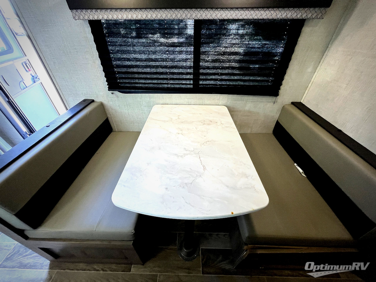 2022 Gulf Stream Ameri-Lite Ultra Lite 248BH Photo 9