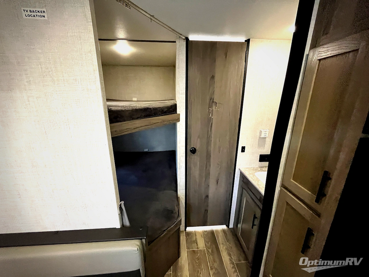 2022 Gulf Stream Ameri-Lite Ultra Lite 248BH Photo 10