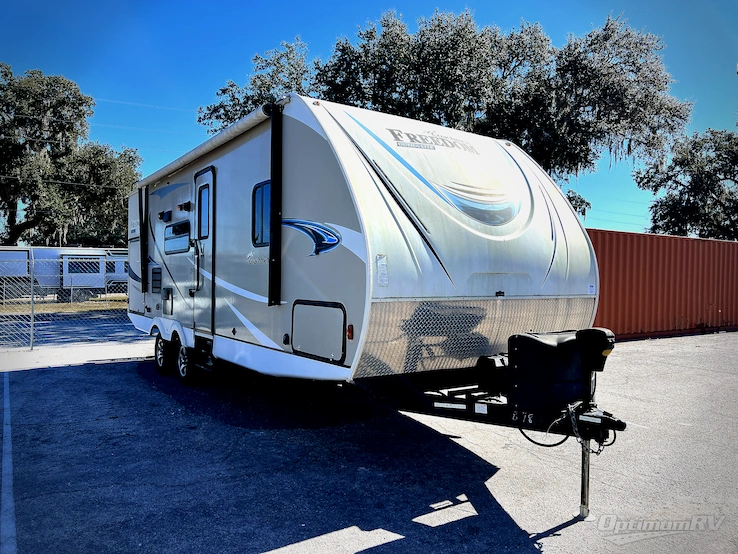2019 Coachmen Freedom Express Ultra Lite 248RBS RV Photo 1