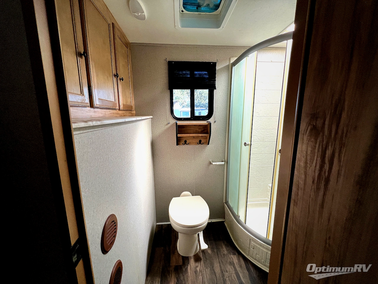 2019 Coachmen Freedom Express Ultra Lite 248RBS Photo 19