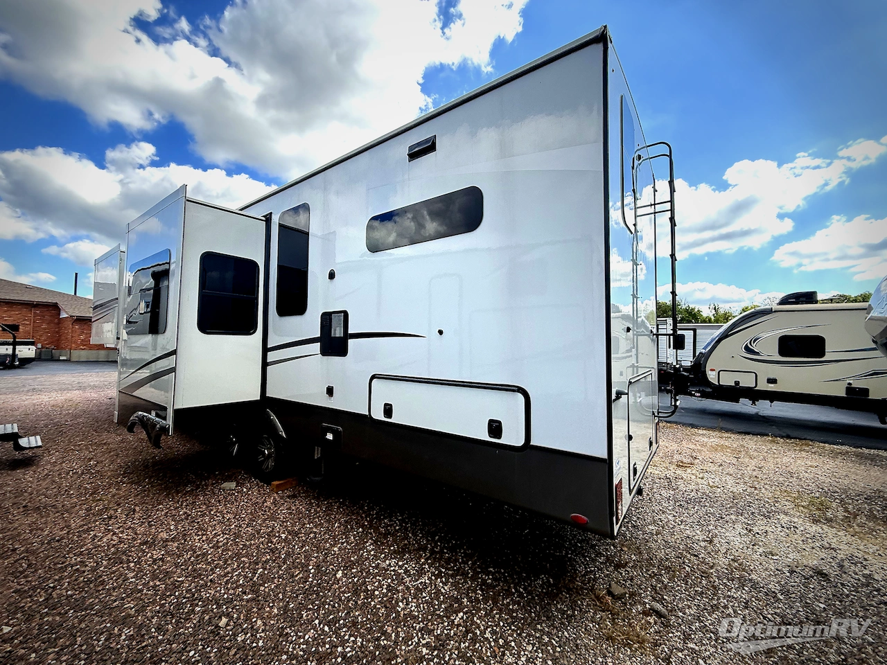 2024 Keystone Montana 3901RK Photo 3