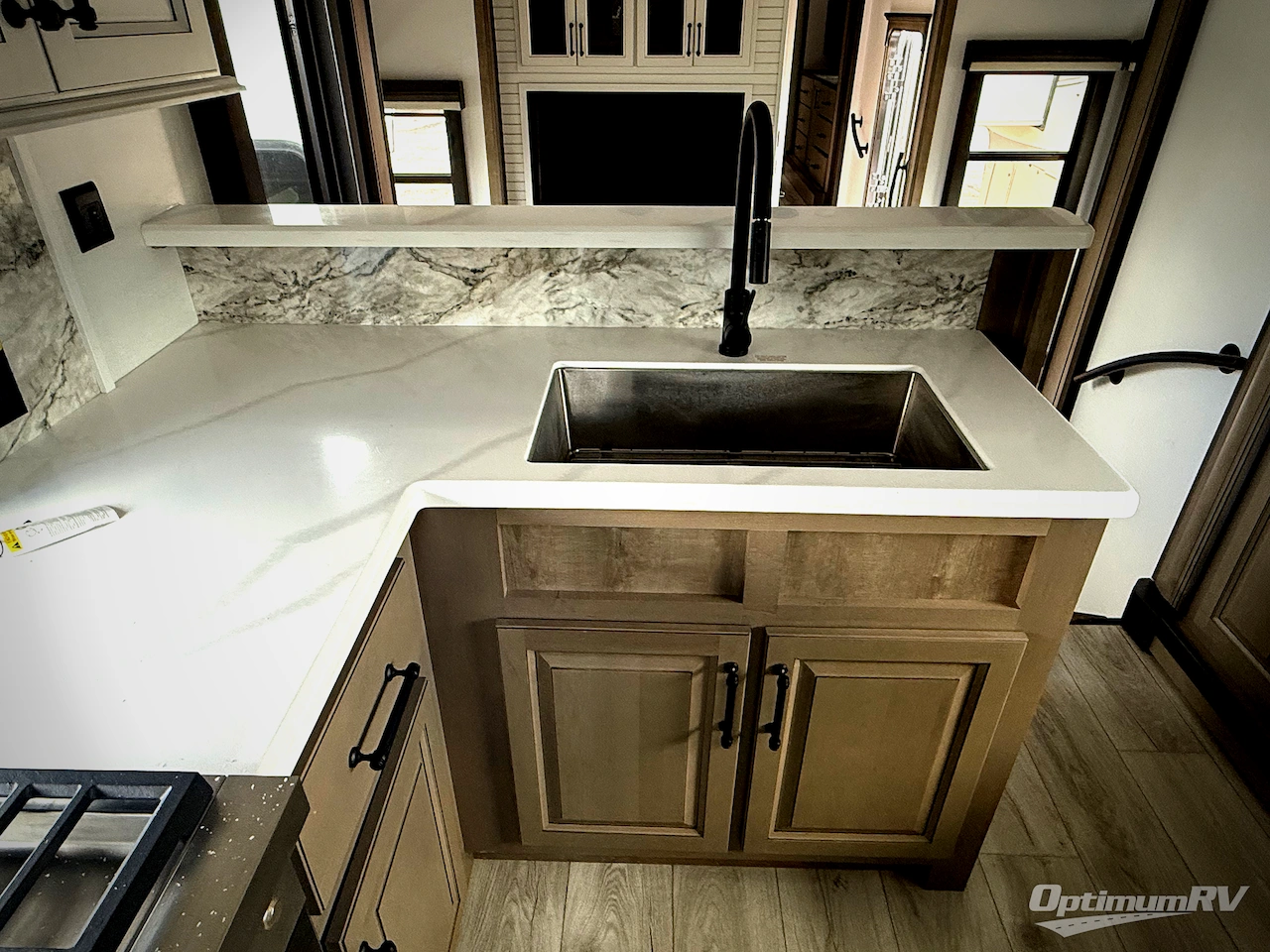 2024 Keystone Montana 3901RK Photo 10