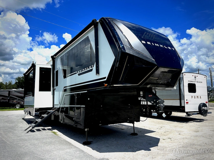 2024 Brinkley Model G 3950 RV Photo 1