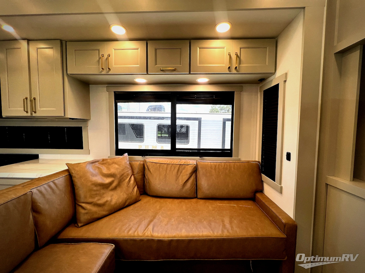 2024 Brinkley Model G 3950 Photo 8