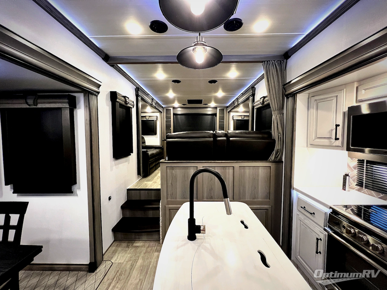 2022 Keystone Montana 3791RD Photo 4