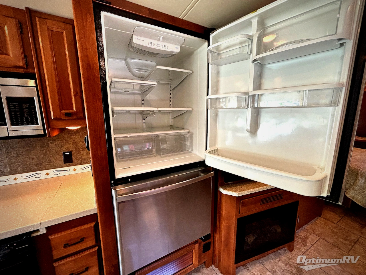 2014 Tiffin Allegro 31 SA Photo 8