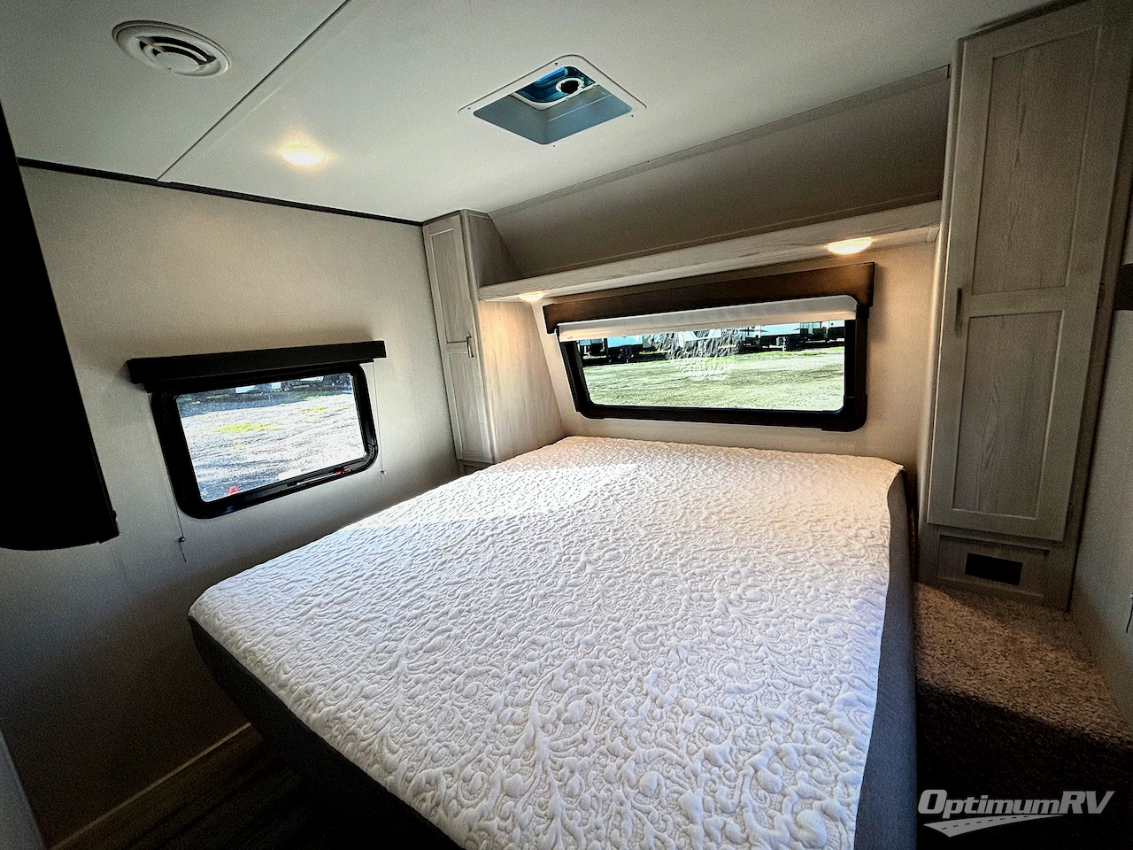 2021 Keystone Sprinter Limited 341BIK Photo 8