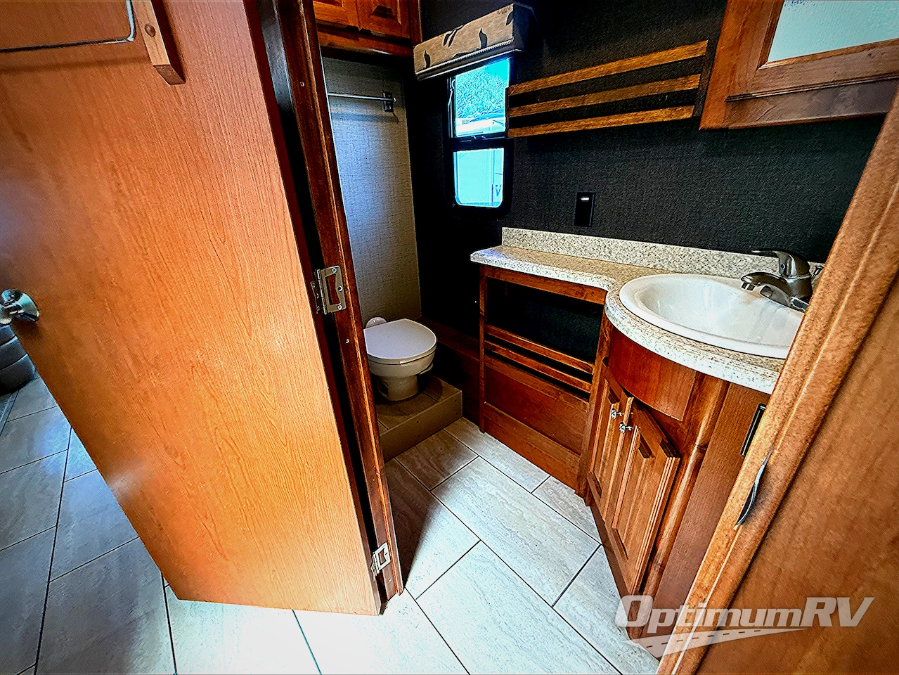 2016 Tiffin Allegro 32 SA Photo 18