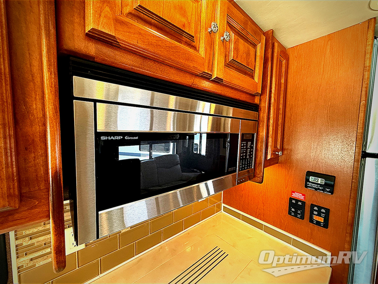 2016 Tiffin Allegro 32 SA Photo 13