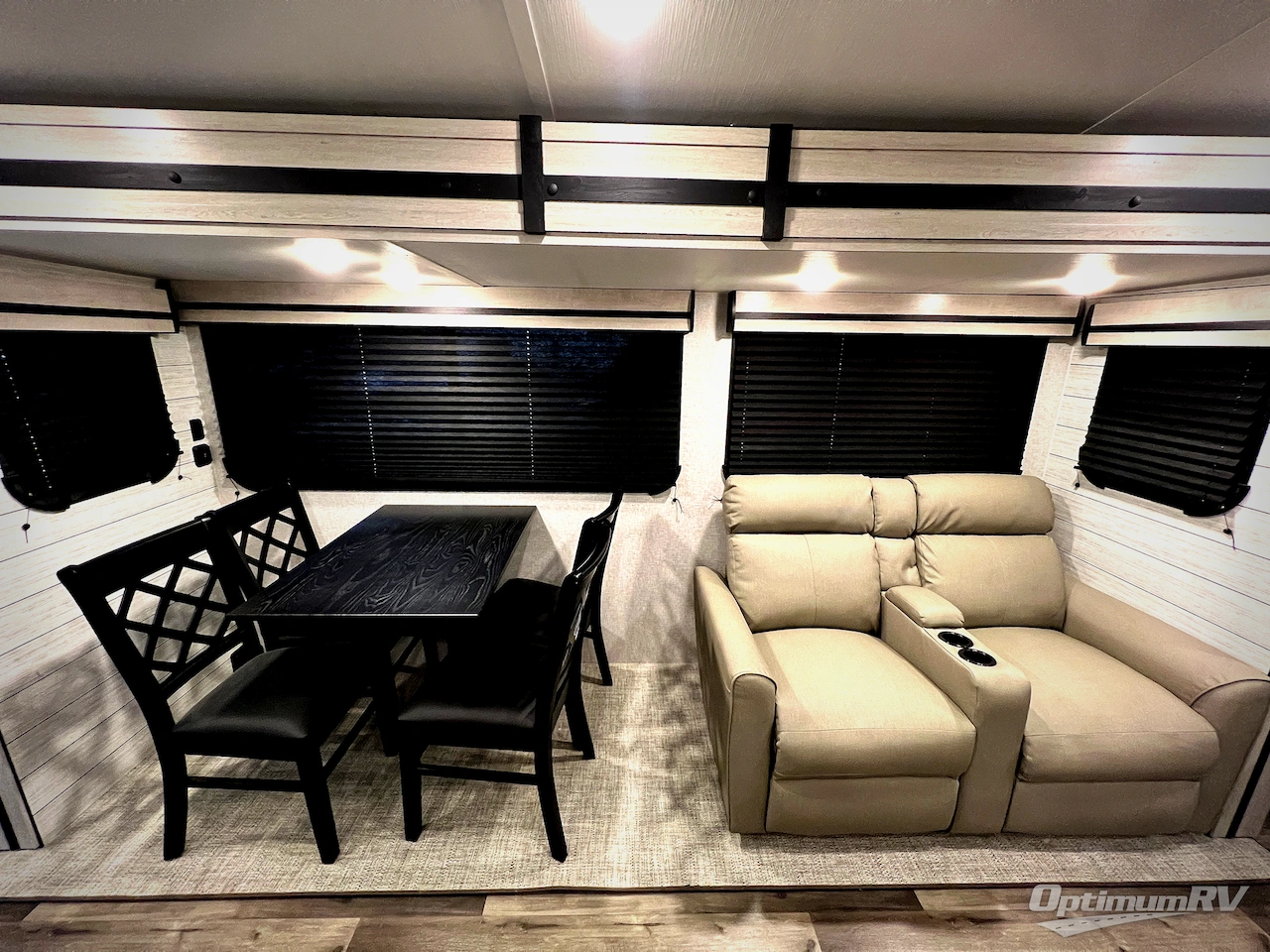 2024 CrossRoads Sunset Trail SS330SI Photo 6