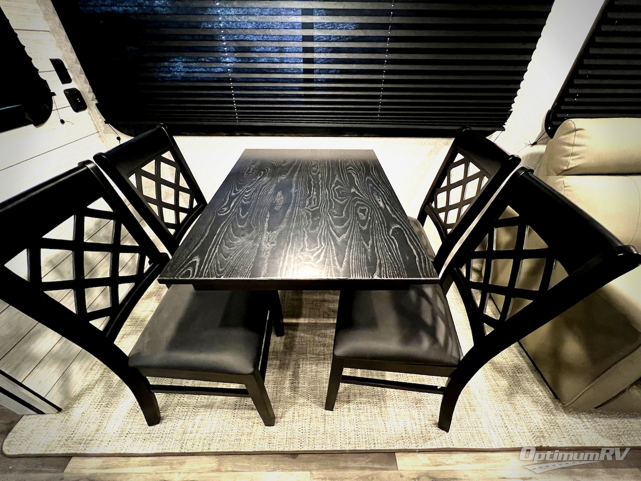 2024 CrossRoads Sunset Trail SS330SI Photo 7