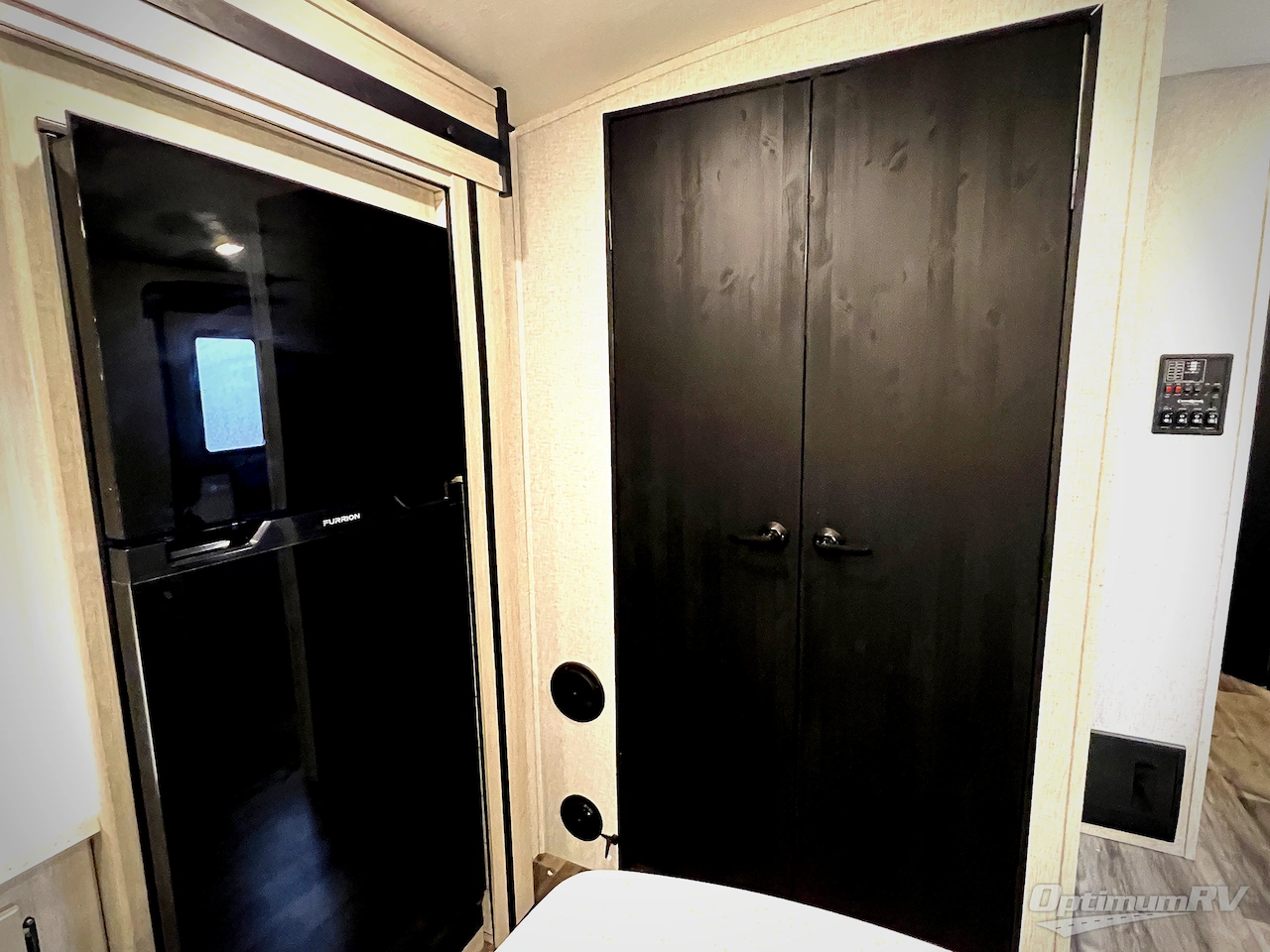 2024 CrossRoads Sunset Trail SS330SI Photo 23