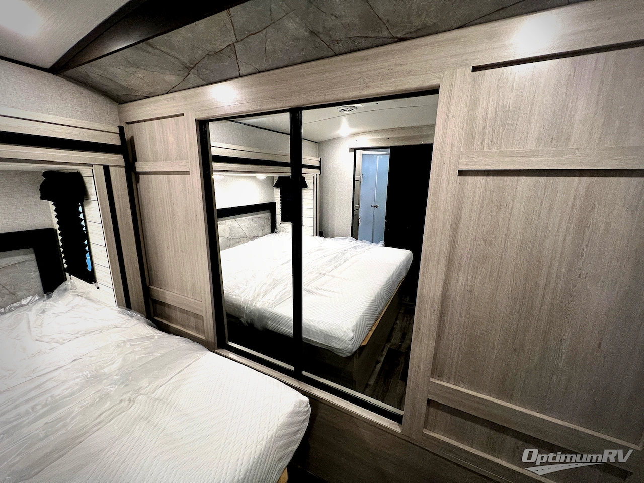 2024 CrossRoads Sunset Trail SS330SI Photo 28