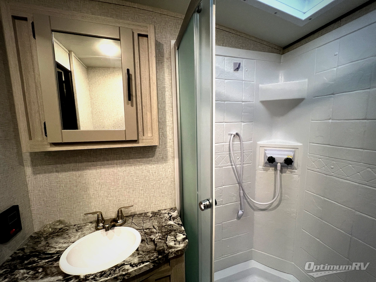 2024 CrossRoads Sunset Trail SS330SI Photo 33