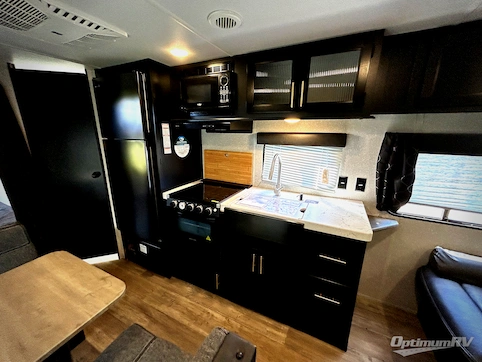 2022 Forest River Cherokee Grey Wolf 26DJSE RV Photo 3