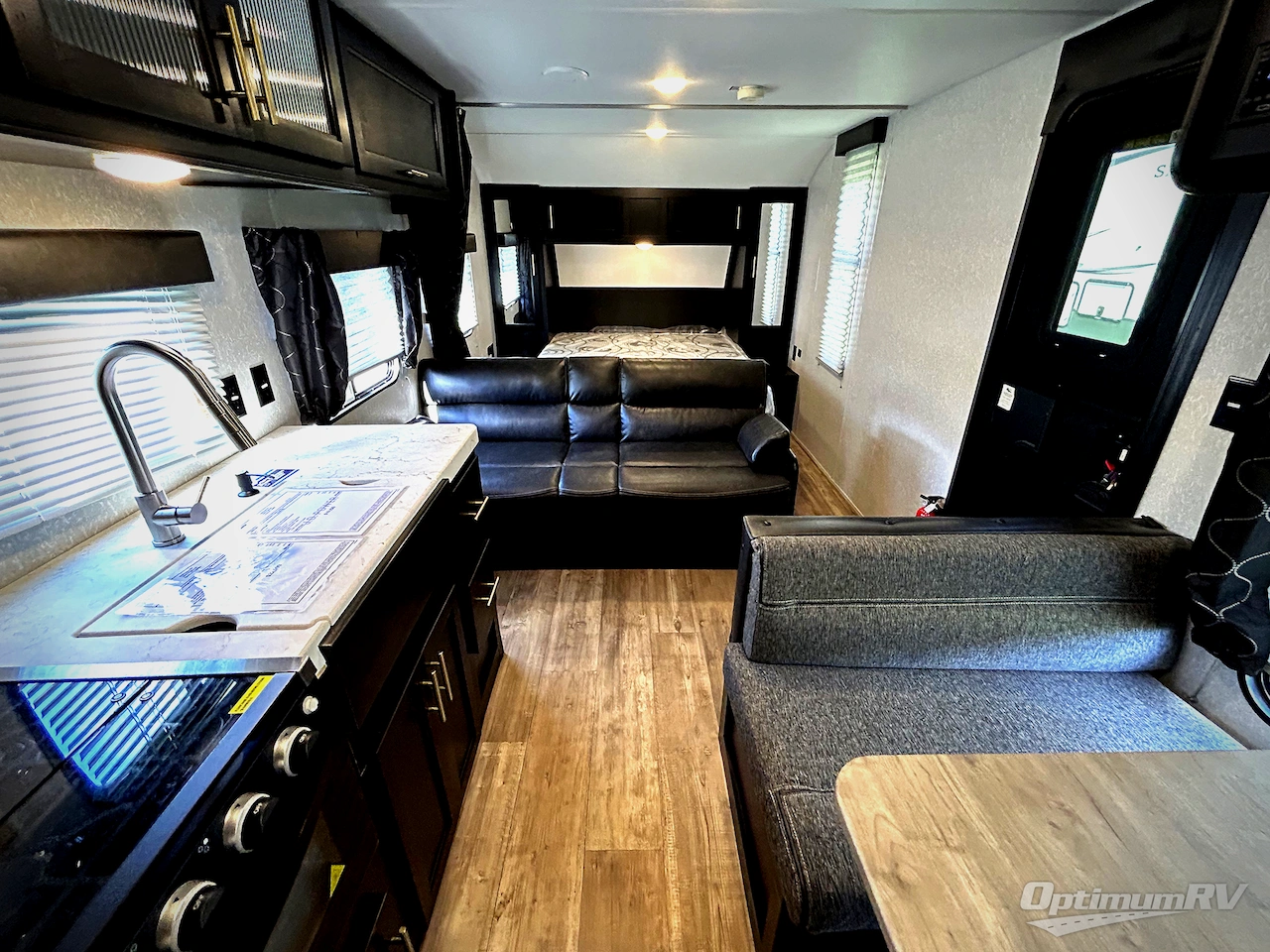 2022 Forest River Cherokee Grey Wolf 26DJSE Photo 5
