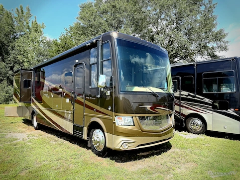 Used 2015 Newmar Canyon Star 3610 Featured Photo