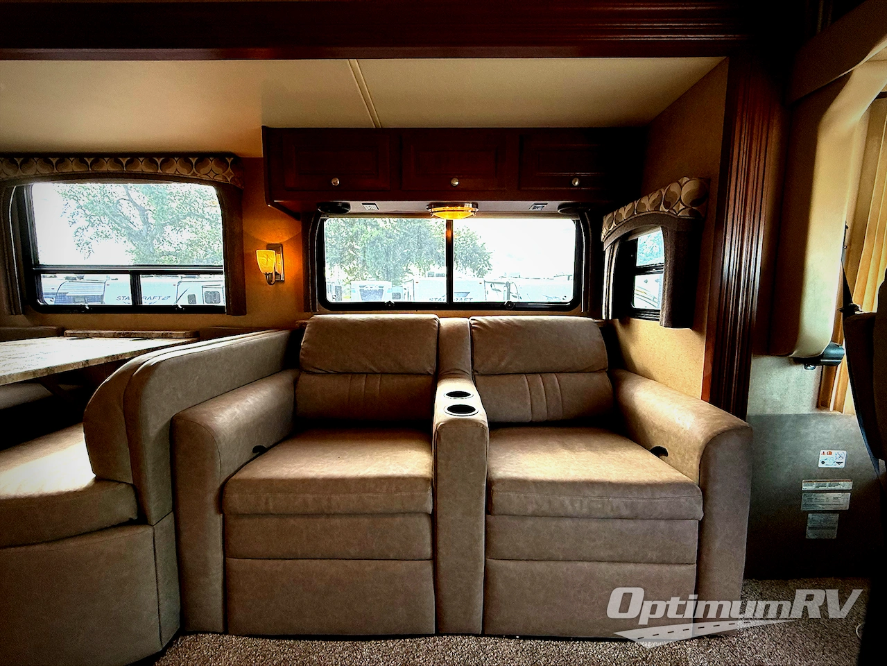 2015 Thor Miramar 33.5 Photo 7