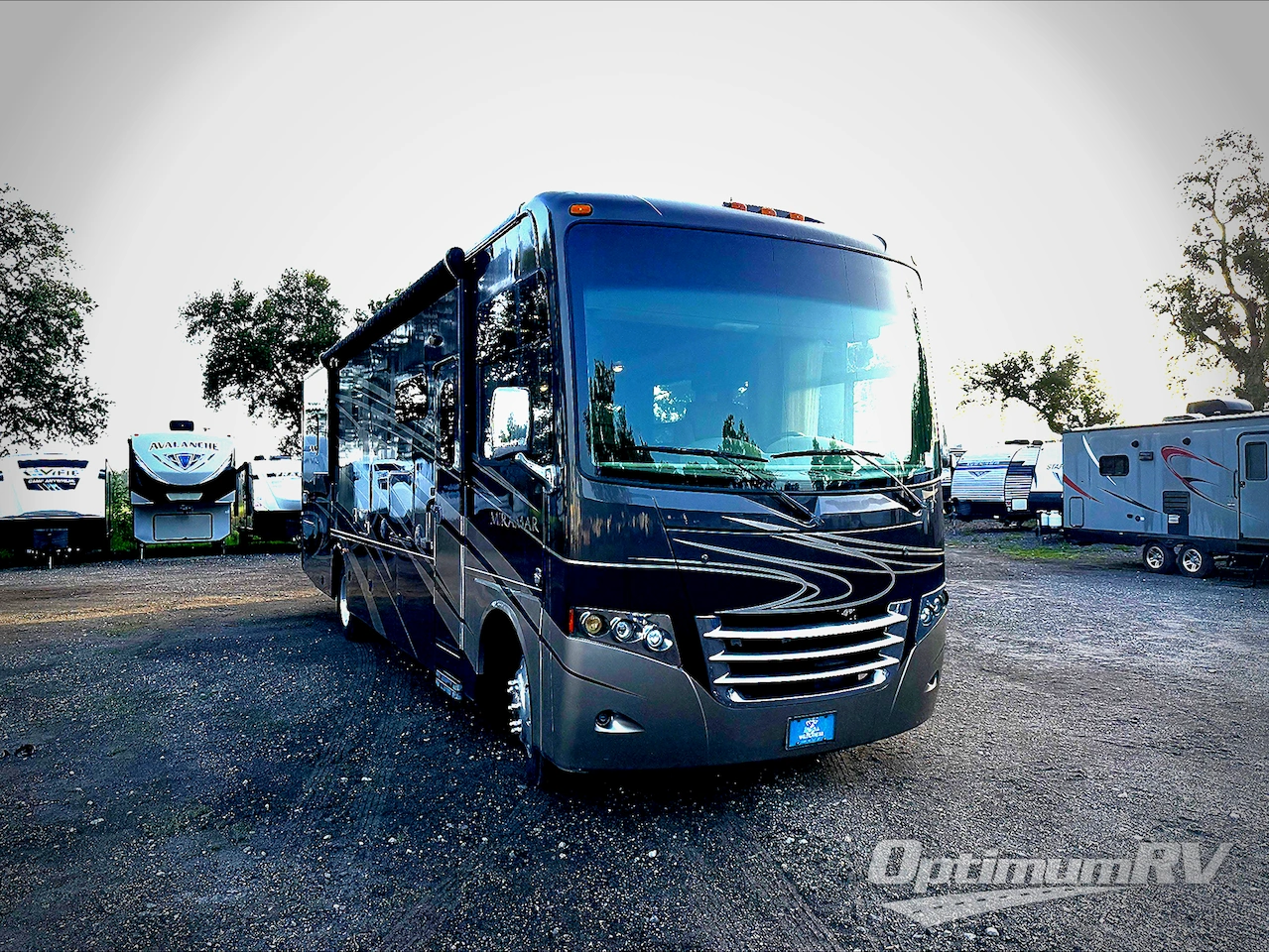2015 Thor Miramar 33.5 Photo 1