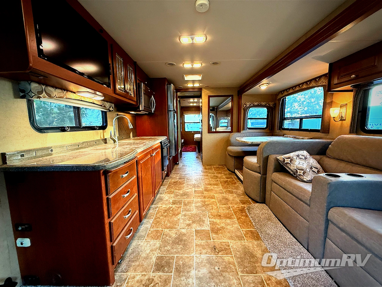 2015 Thor Miramar 33.5 Photo 4