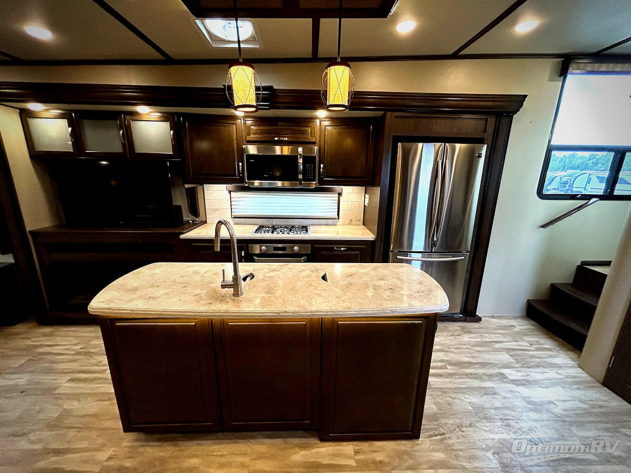 2019 Grand Design Solitude 385GK Photo 6