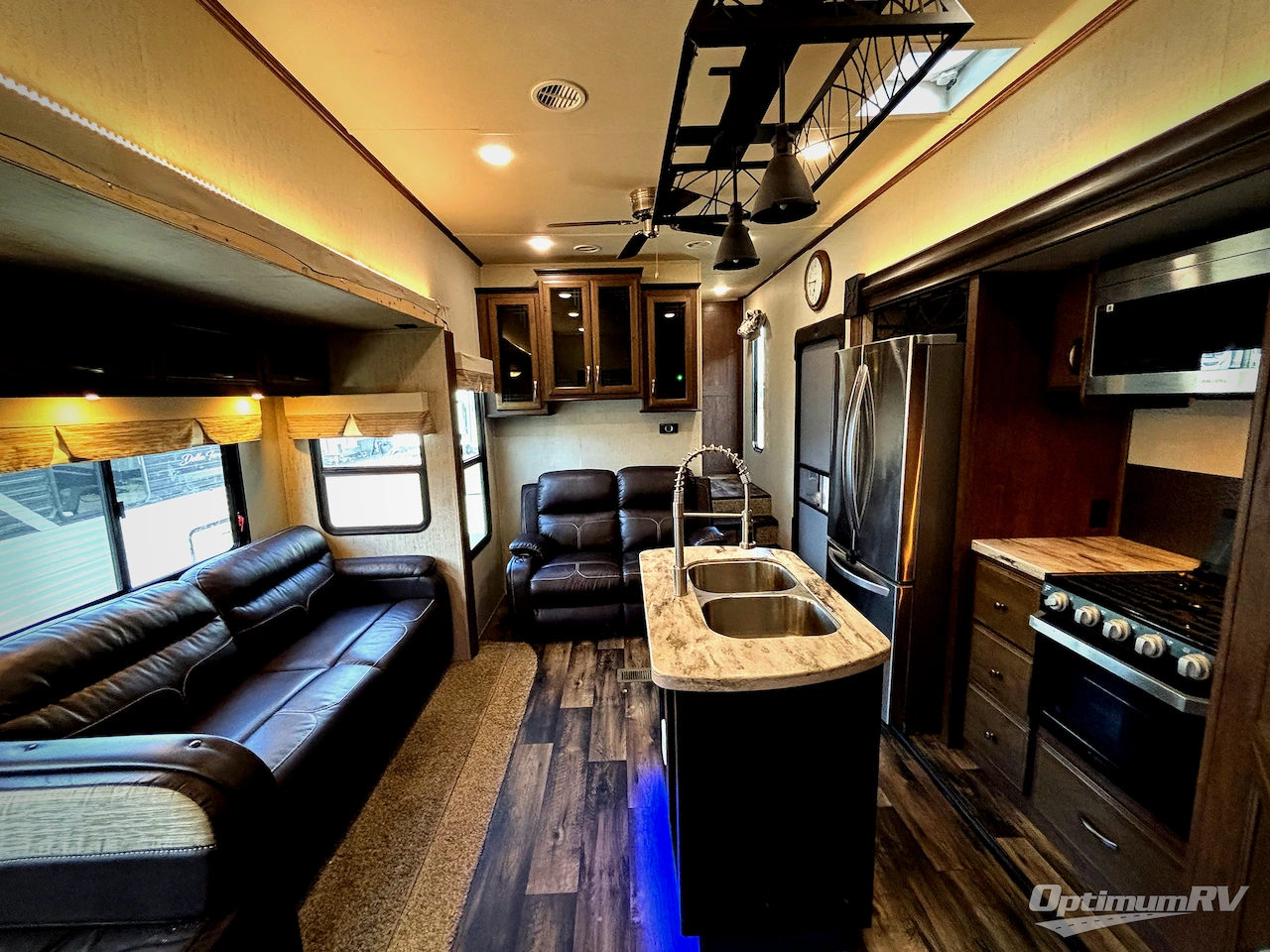 2018 Forest River Sierra 384QBOK Photo 2