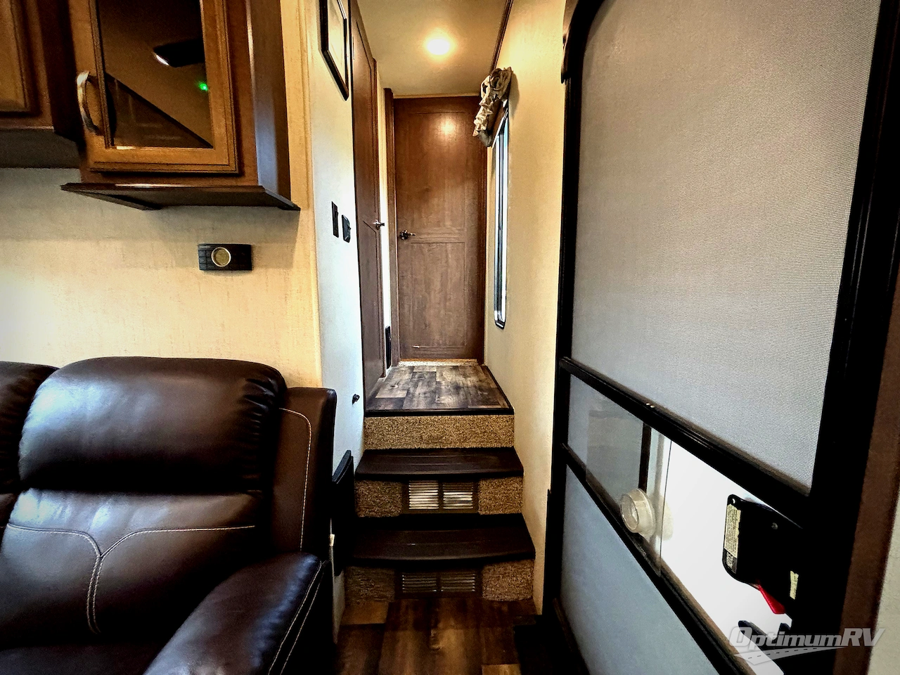 2018 Forest River Sierra 384QBOK Photo 3