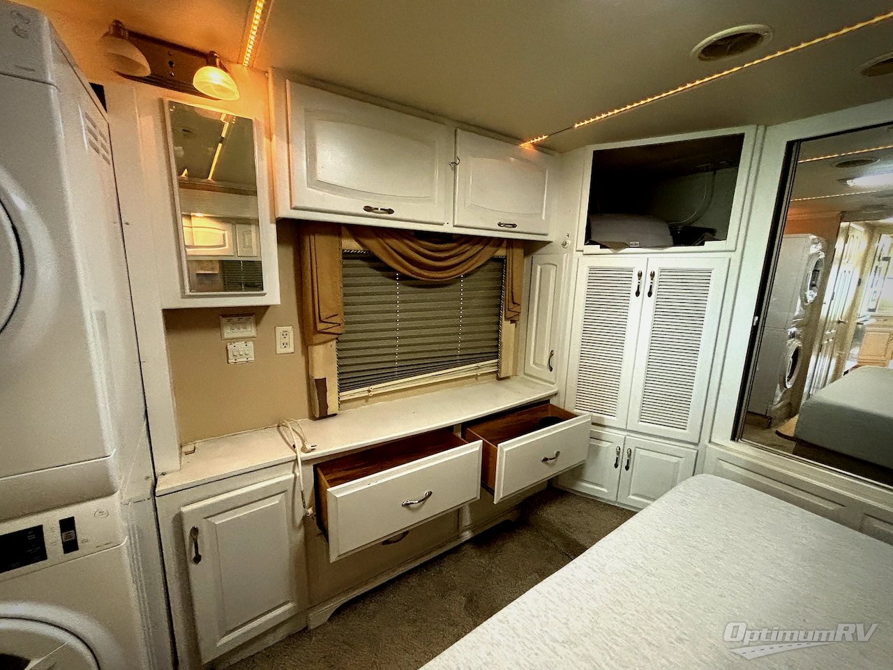 2005 Newmar Mountain Aire Diesel 3743 Photo 18