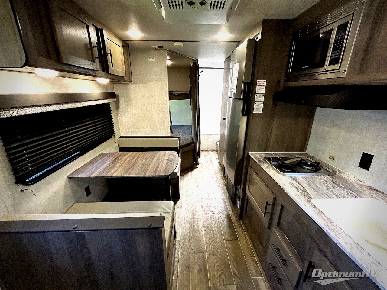 2022 Gulf Stream Kingsport Ultra Lite 248BH Photo 4