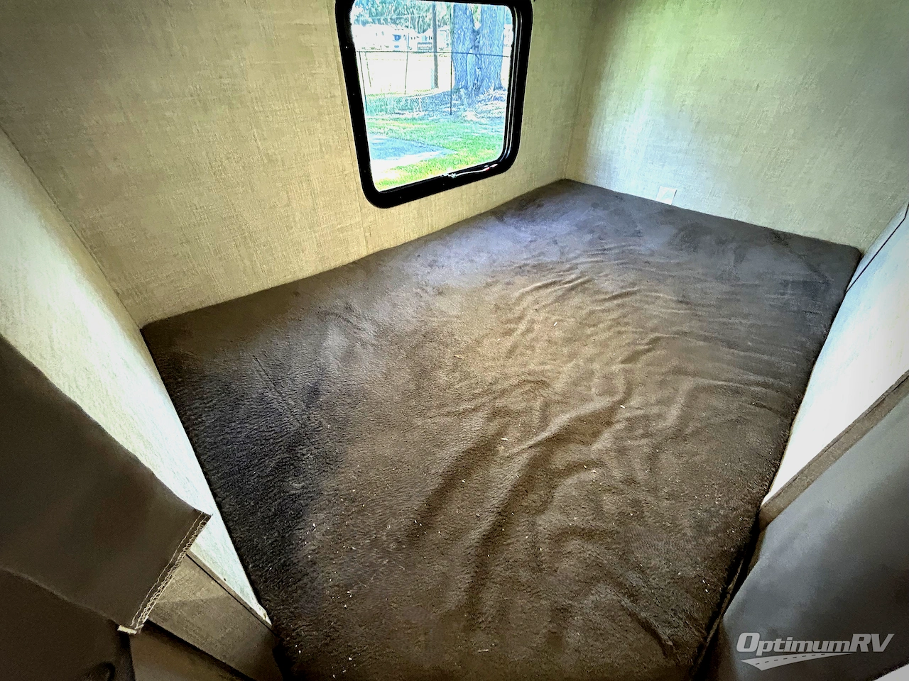 2022 Gulf Stream Kingsport Ultra Lite 248BH Photo 13