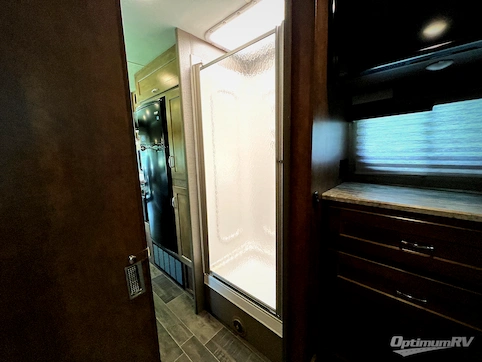 2018 Winnebago Intent 26M RV Photo 4