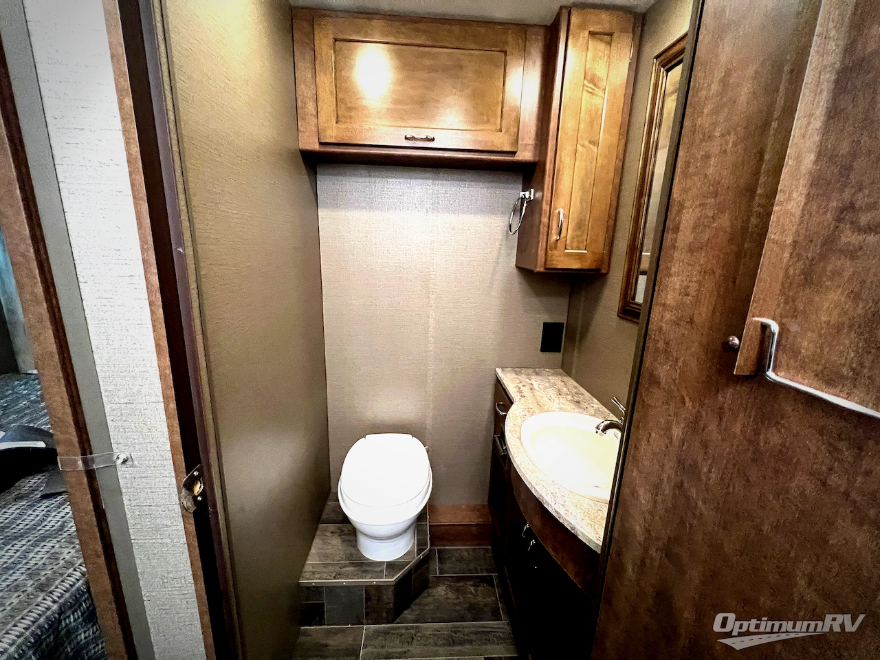 2018 Winnebago Intent 26M Photo 20