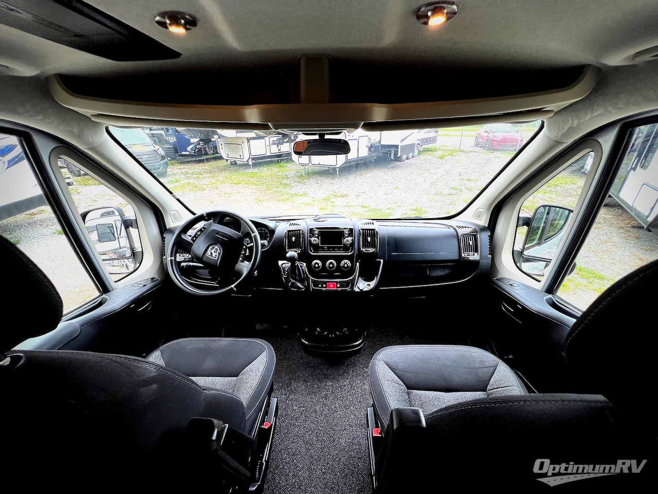 2016 Roadtrek Zion SRT Photo 6