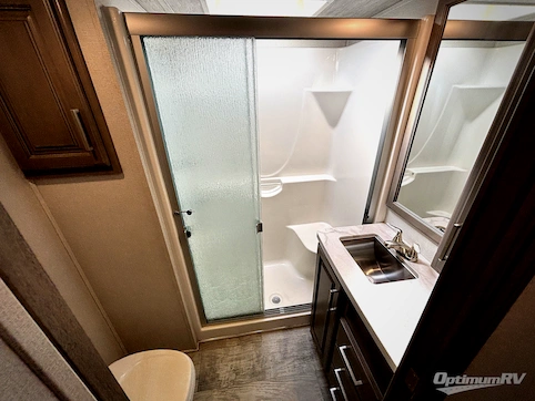 2020 Keystone Montana Legacy 3120RL RV Photo 4