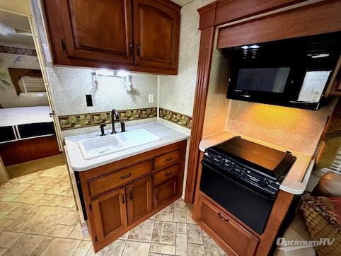 2007 Jayco Greyhawk 30 GS RV Photo 2