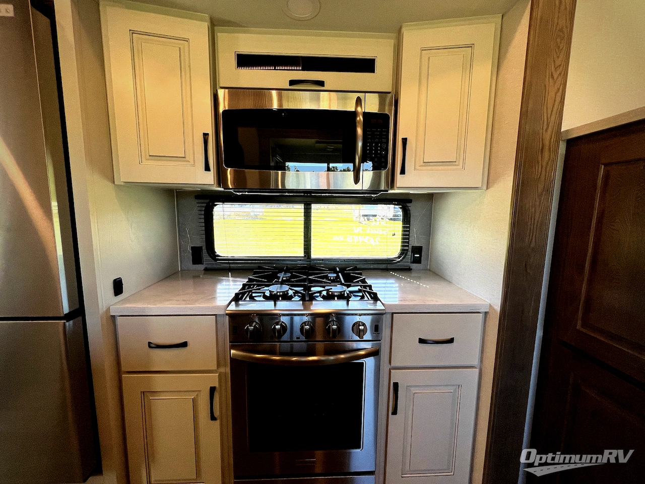 2023 Alliance Paradigm 385FL Photo 15