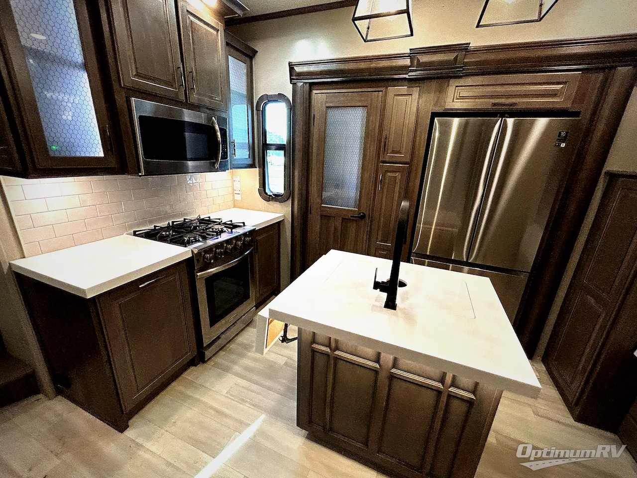 2022 Grand Design Solitude 346FLS Photo 6