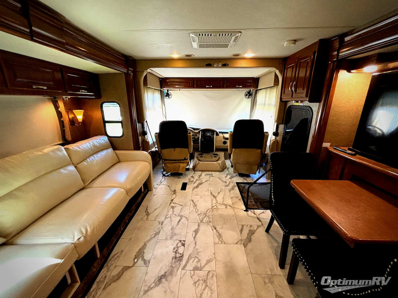 2014 Thor Challenger 37GT Photo 5