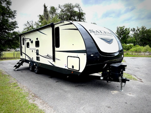 Used 2020 Forest River Salem Hemisphere Hyper-Lyte 24RLHL Featured Photo