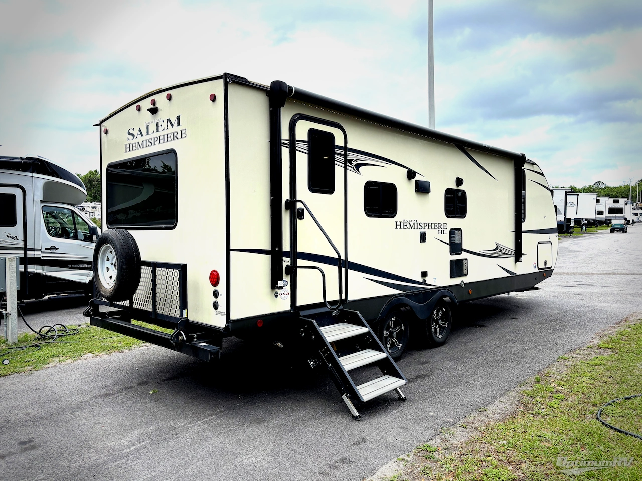 2020 Forest River Salem Hemisphere Hyper-Lyte 24RLHL Photo 2