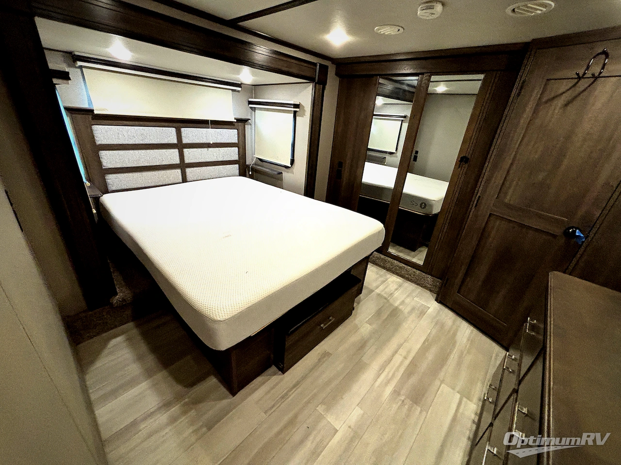 2021 Grand Design Solitude 310GK-R Photo 8